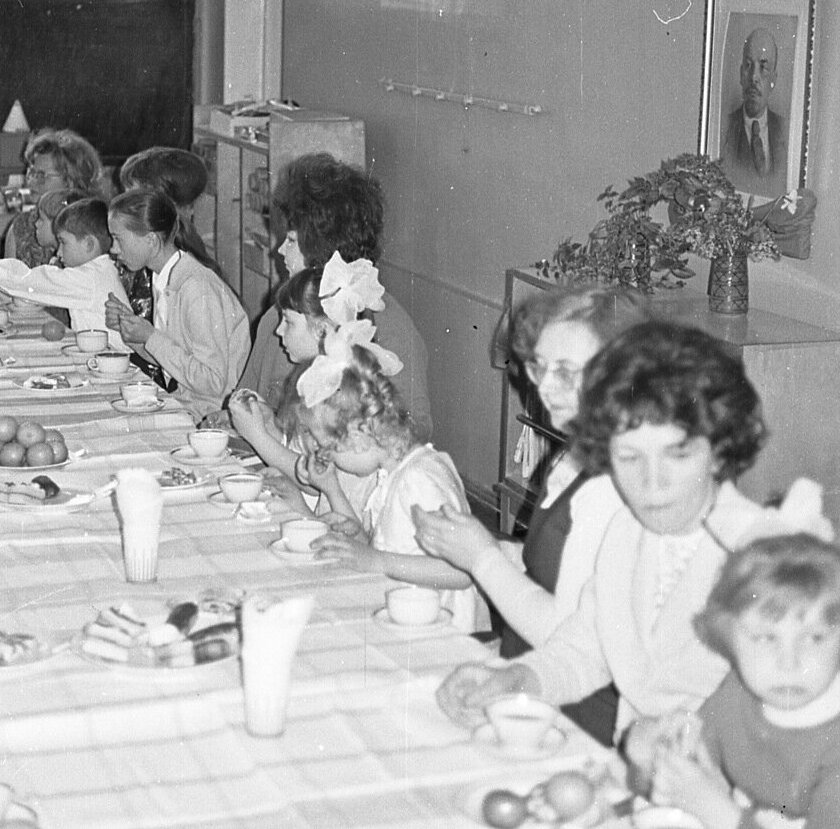Чаепитие в московском детском саду, начало 70-х.