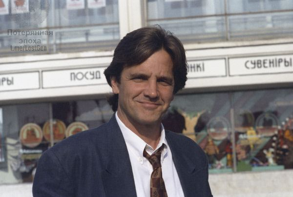 Исполнитель роли Мейсона в сериале "Санта-Барбара" актер Лайн Дэвис на фестивале "Славянский базар-95", Витебск, Белоруссия, 1995 год