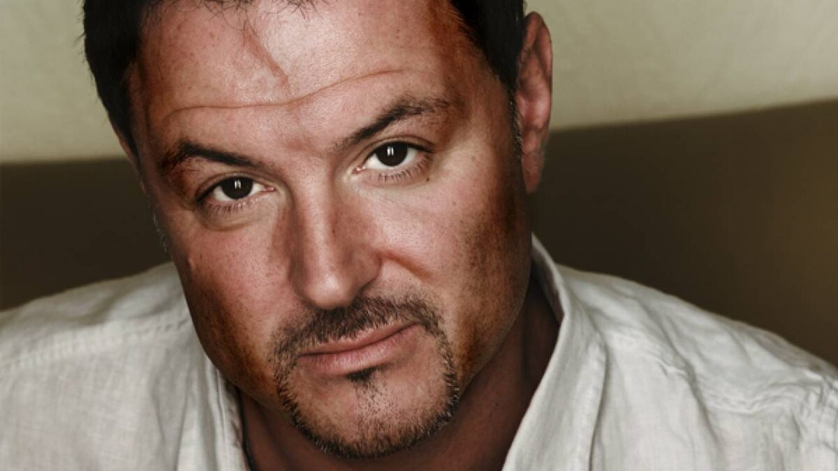 Максим Леонидов