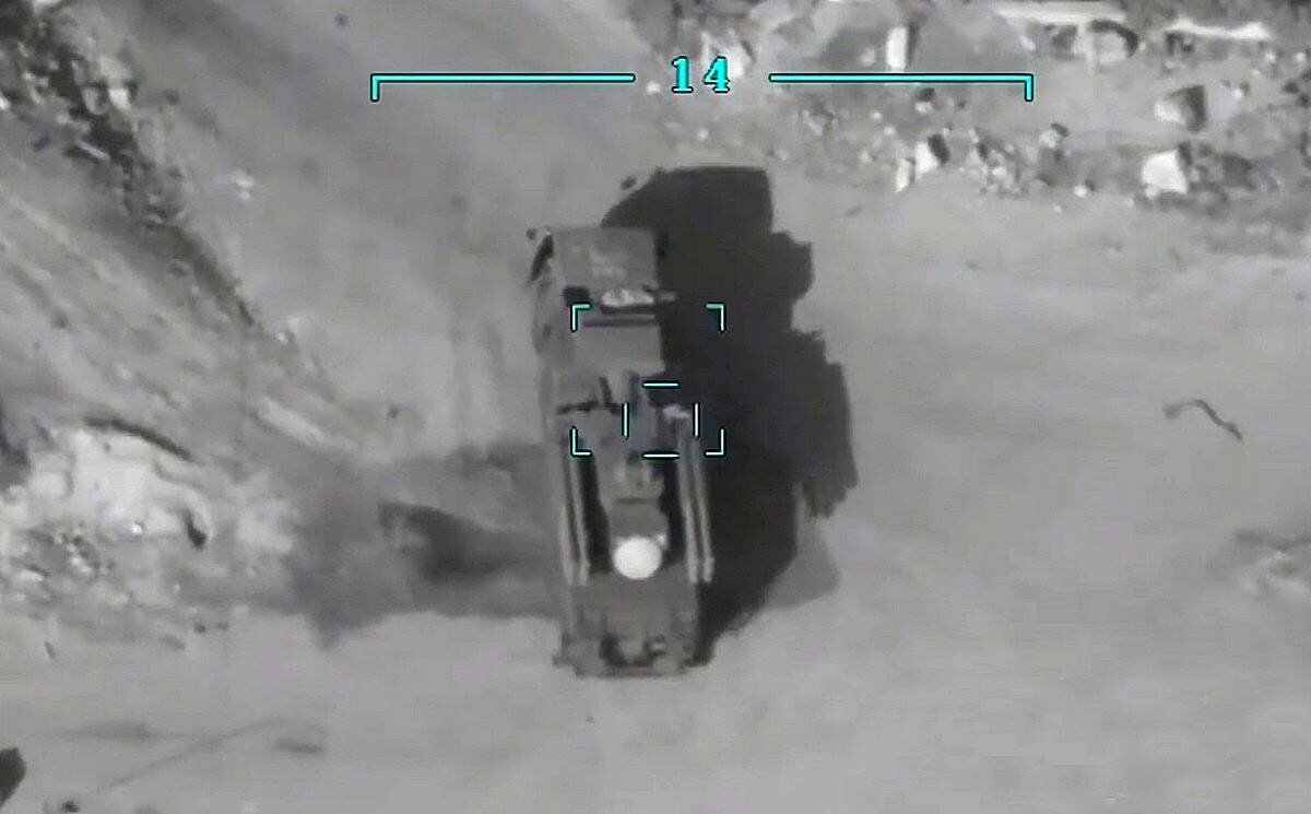 Турки следят за сирийскими "Панцирями-С1". Источник: Яндекс.Картинки