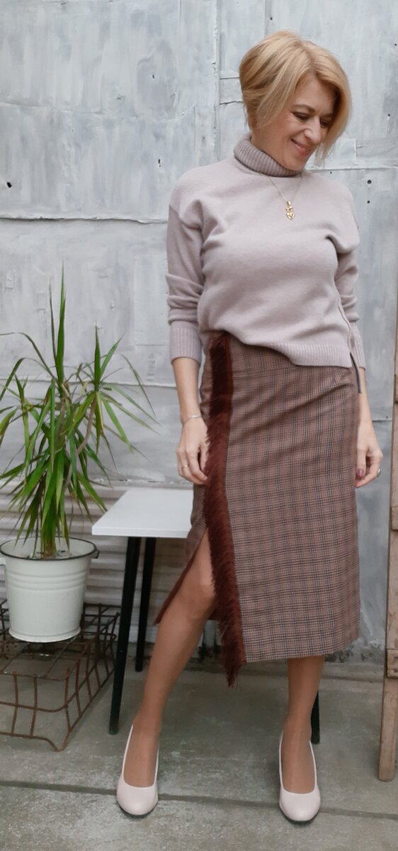 Мой образ в юбке с бахромой (шила сама).