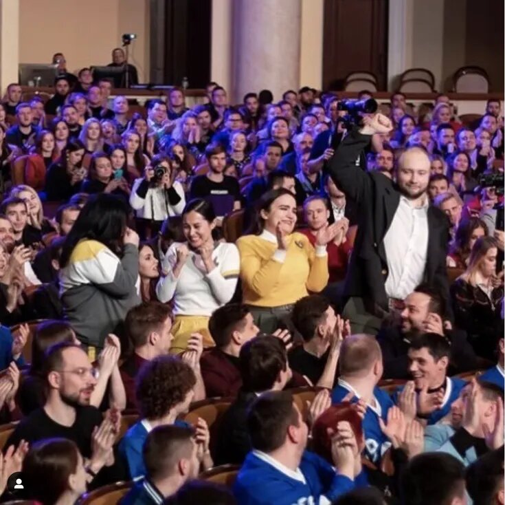 «Громокошки» радуются приглашению в Высшую лигу, январь 2020. Фото: Instagram