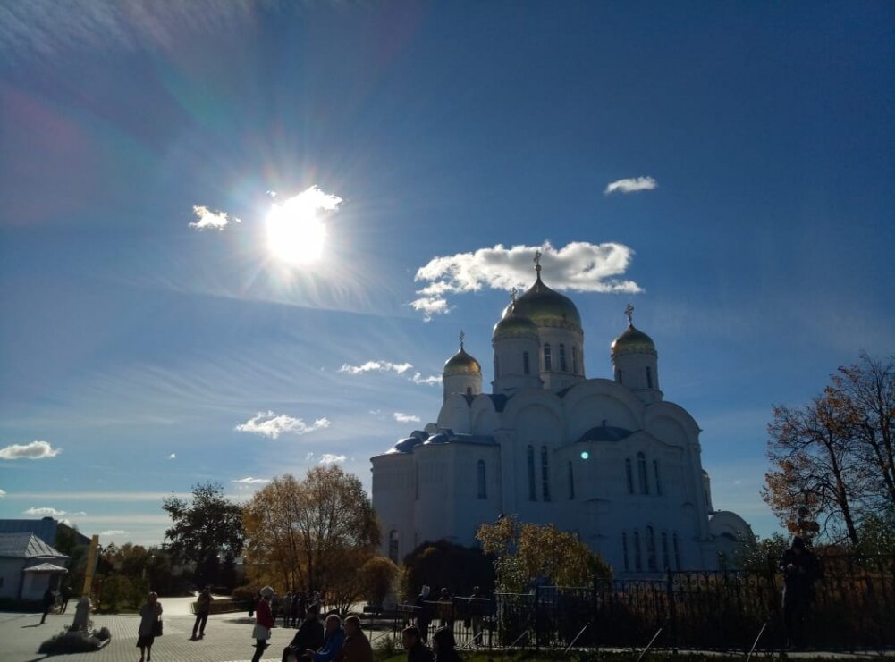 Фото богородицы в небе