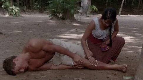 – Терпи, фаранг – кикбоксером станешь!