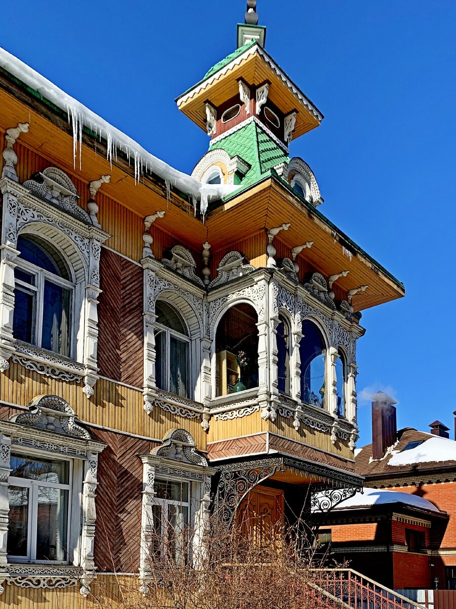 Фрагмент фасада.