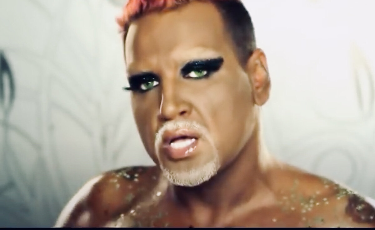 Скрины автора  из видео-клипа артиста, Азис в клипе «Хоп»