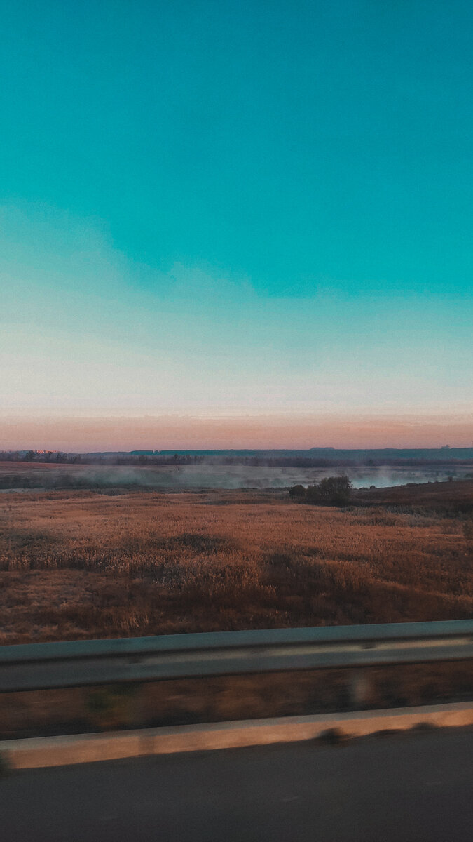 Жизнь бежит мимо нас, ведь мы устали. Действительно ли все так? Фото автора