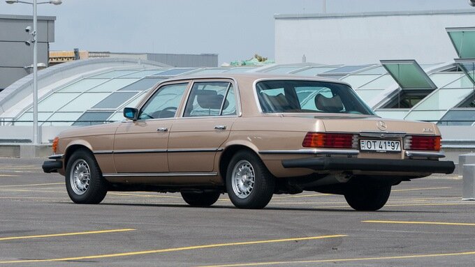 Чумовой Mercedes-Benz 450 SEL 6.9! (W116), 1979 год.