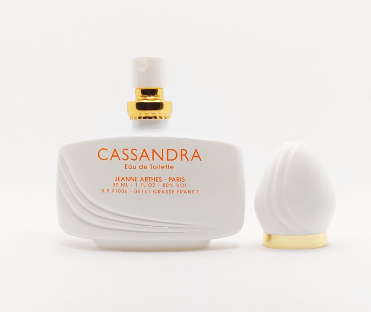 Jeanne arthes cassandra blanc. 30 мл. Cassandra туалетная вода женская. 30 мл. Cassandra blanc.
