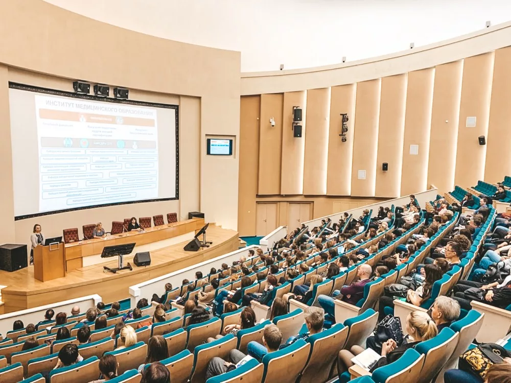 Алмазов институт санкт петербурга. Алмазова медицинский университет. Университет Алмазова СПБ. Центр Алмазова институт медицинского образования. Институте медицинского образования НМИЦ им. в. а. Алмазова