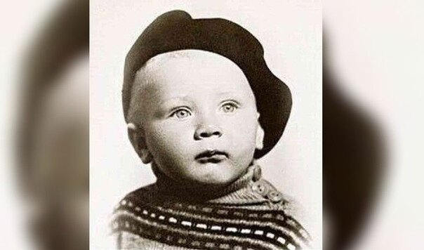 Андрей Мягков в детстве 