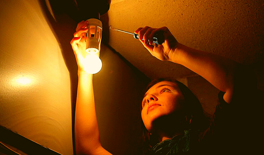 Русский мужик умеет все. А русская женщина - все остальное!