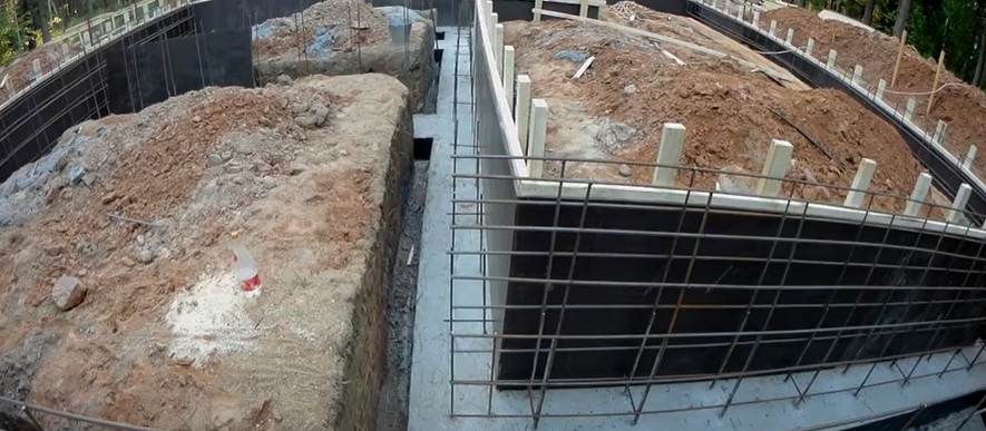 глубокозаглубленный 