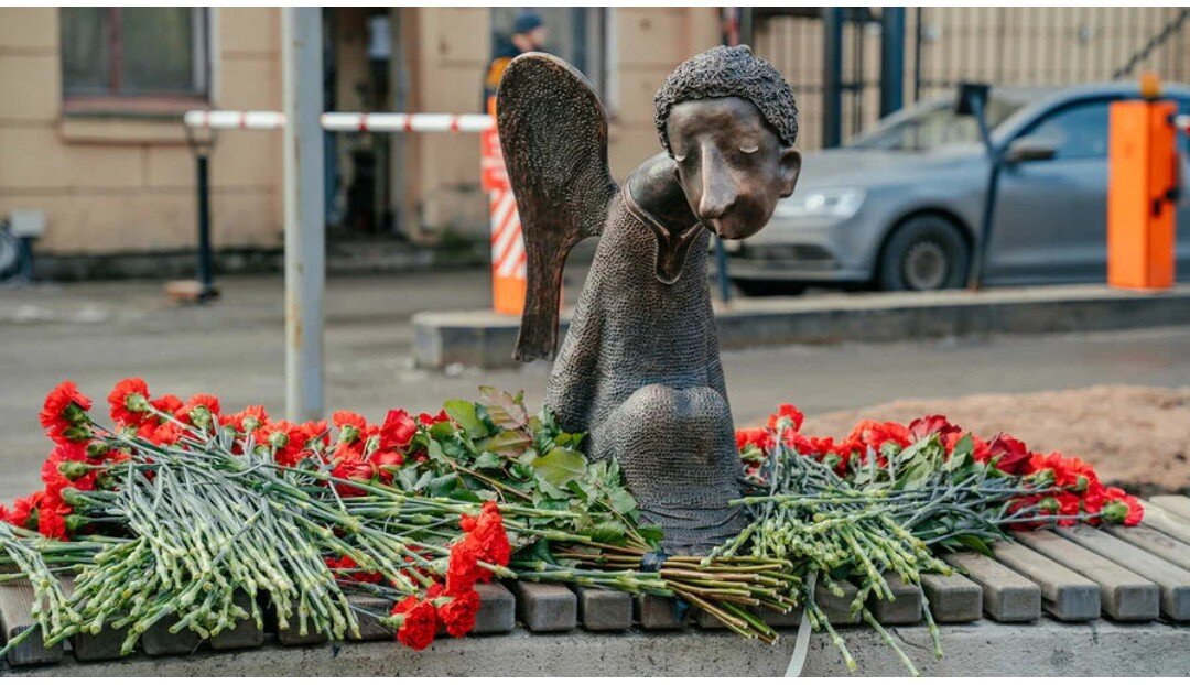 "Печальный ангел". Фото взято с ресурса Яндекс.Картинки 
