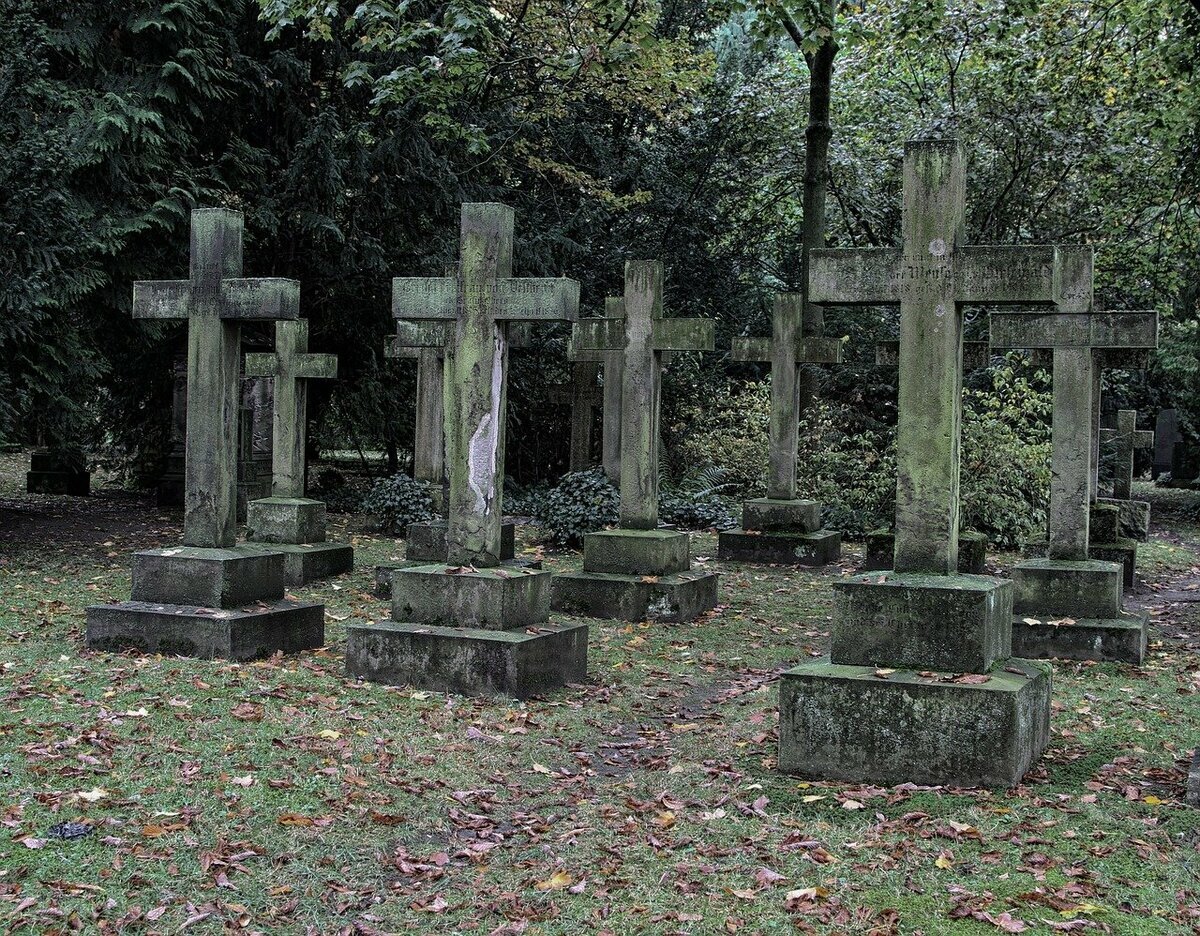 Намогильный крест старое кладбище