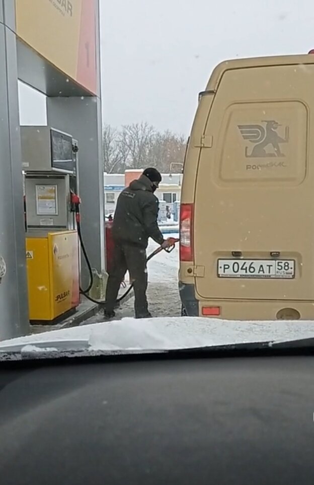 А уж потом в бак