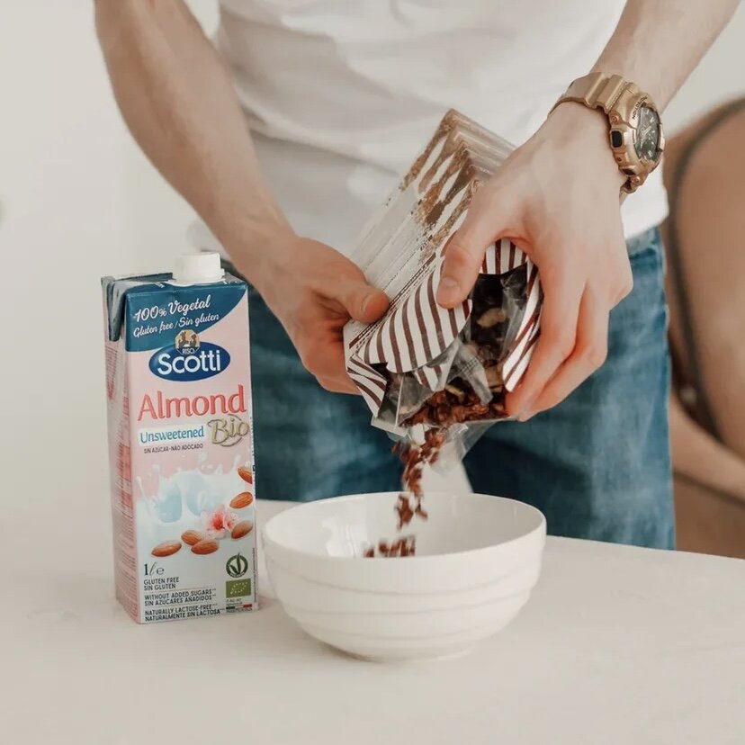 Веган-завтрак с продуктами из Брусники