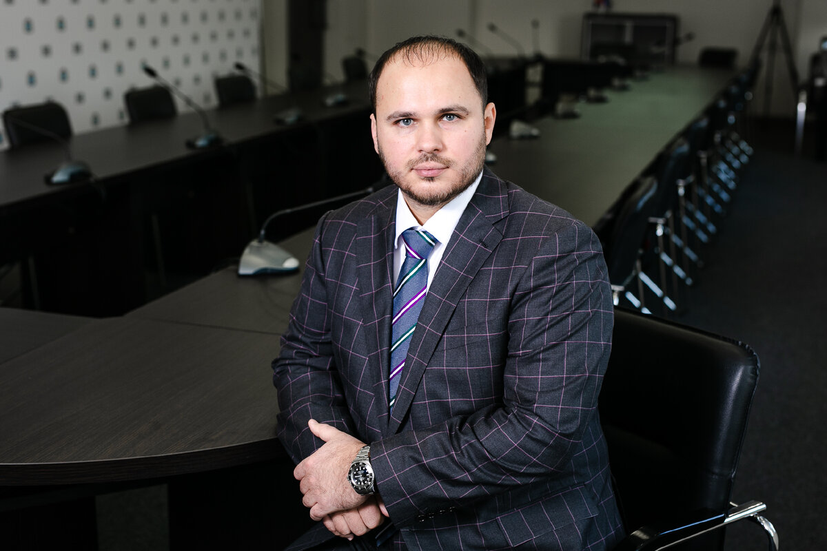  об истории её создания рассказывает Николай Владимирович Неплюев, экономический эксперт и частный консультант в сфере инвестиций.