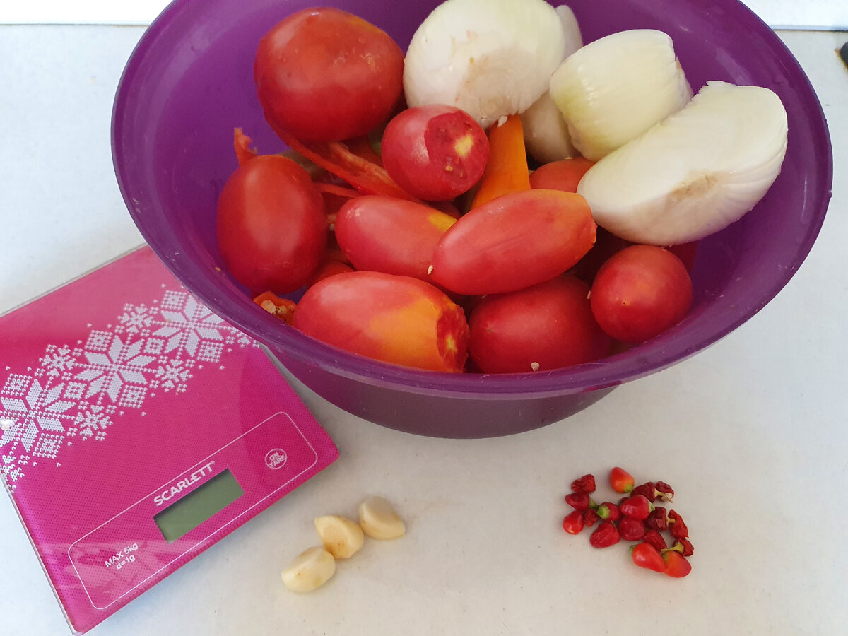 Продукты для приготовления айвара томатного