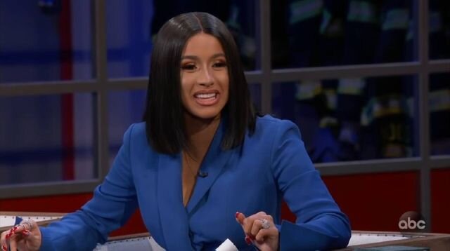    Cardi B Кадр из интервью на телевидении