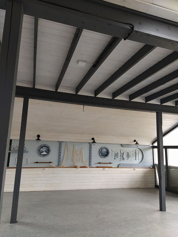 Внутренние антенны передают усиленный сигнал пользователям. 