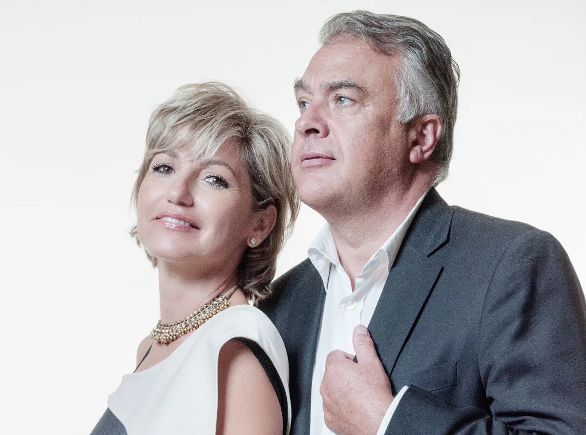 Супруги Мартин Микаллеф и Джеффри Нежманом. Материал взят из свободного источника.