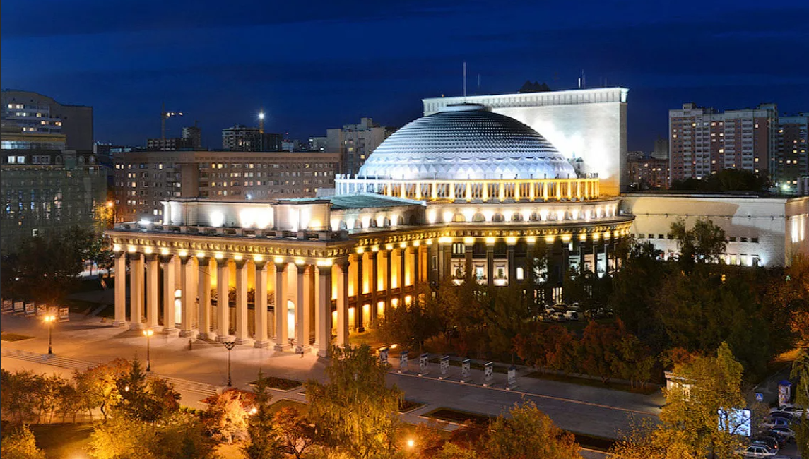 Оперный театр. Фото с сайта interesting-information.ru