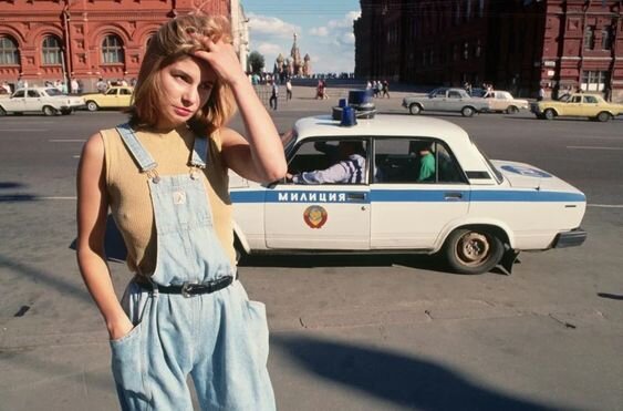 фото из 90-х, тогда еще была милиция, а не полиция