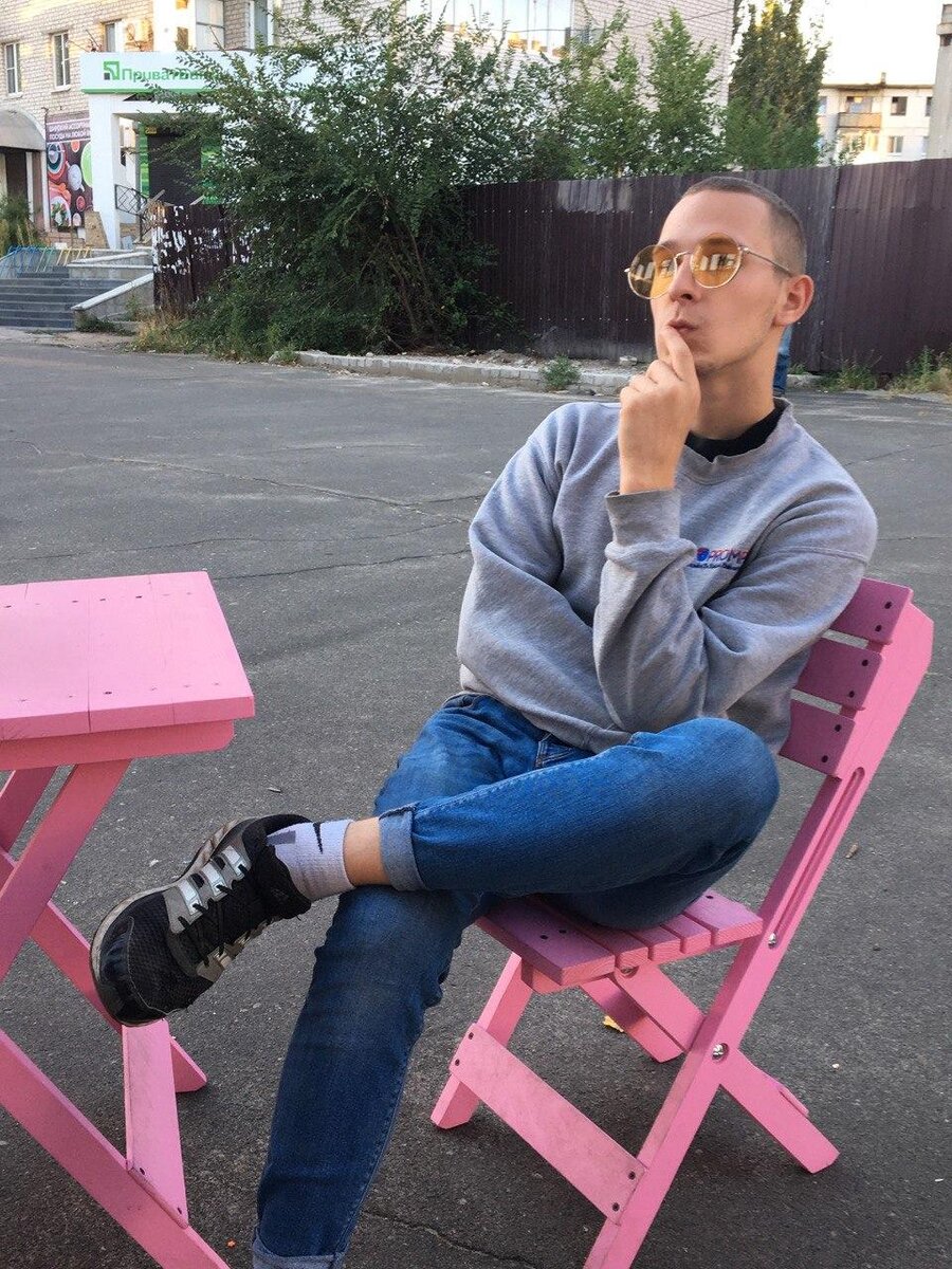 Сижу и думаю, как же заработать деньги.