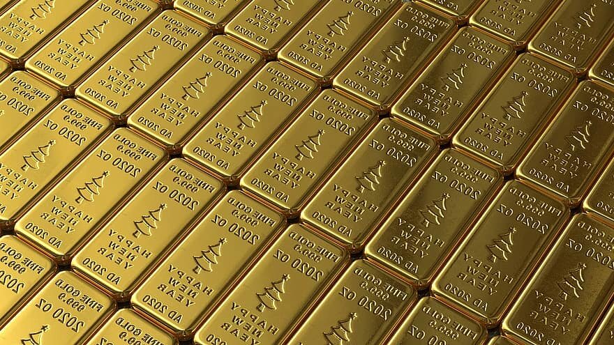 Золото потеряло почти 1% в четверг после заявлений ФРС США, которые не оправдали надежд инвесторов на дальнейшее стимулирование инфляции и поддержку экономики, пострадавшей из-за коронавируса.

Спотовая цена на золото снизилась на 0,93% до $1.941,14​ за тройскую унцию к 13:49 МСК.

"Рынок золота был несколько разочарован отсутствием перспектив или рекомендаций (о том), что ФРС сделает, чтобы стимулировать инфляцию", - сказал Карстен Менке, аналитик Julius Baer.

Палладий подешевел на 0,94% до $2.376,94​ за унцию, серебро сбавило 1,67% до $26,77 за унцию. Цена платины упала на 2,48% до $944,71.