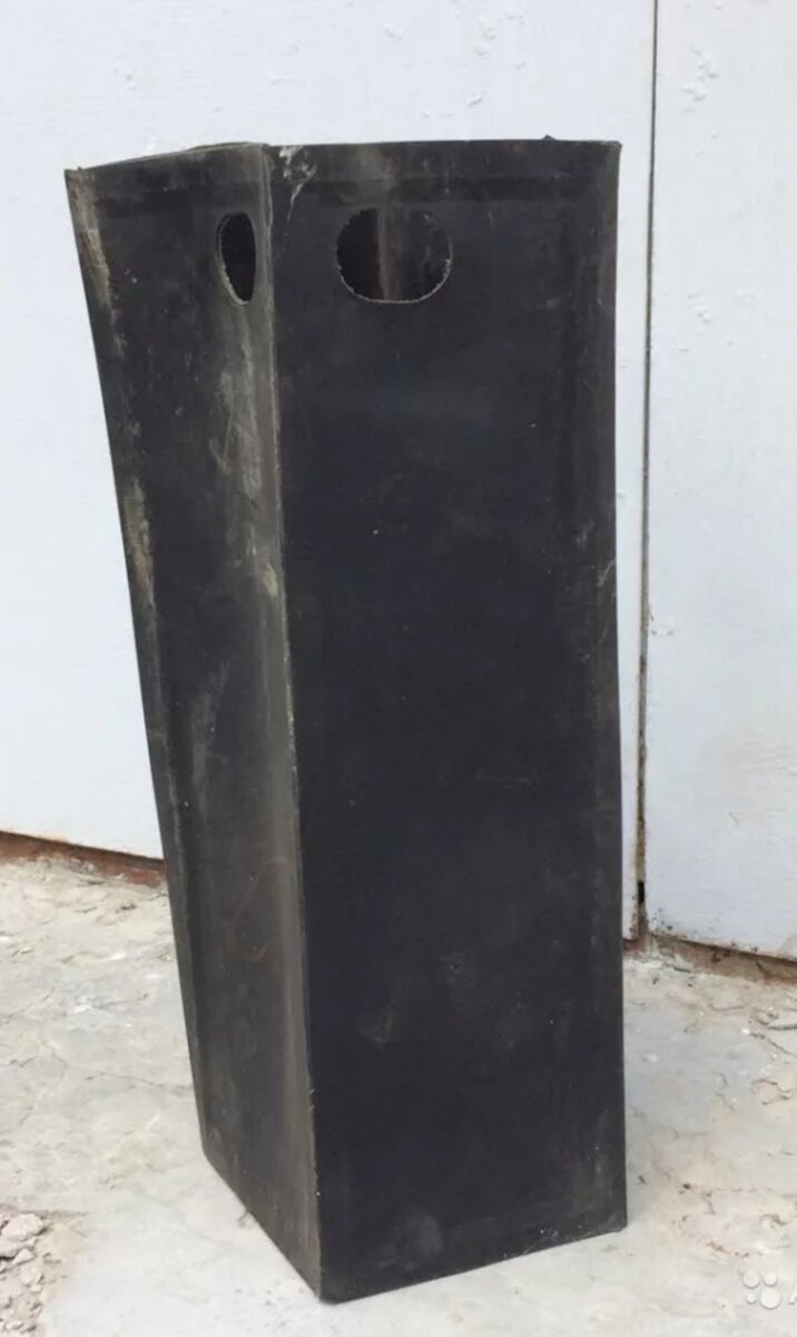 Взято с Яндекс-картинки. Резиновое квадратное ведро.