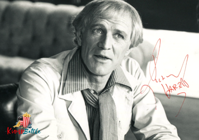 Большинству зрителей в нашей стране этот актёр известен по роли профессора Альбуса Дамблдора из первых двух частей франшизы о юном волшебнике Гарри Поттере