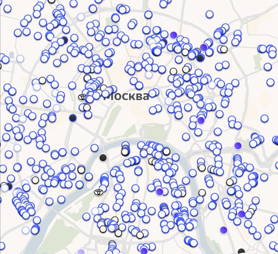 Скрин из приложения Яндекс.Драйв. Количество авто в центре Москвы
