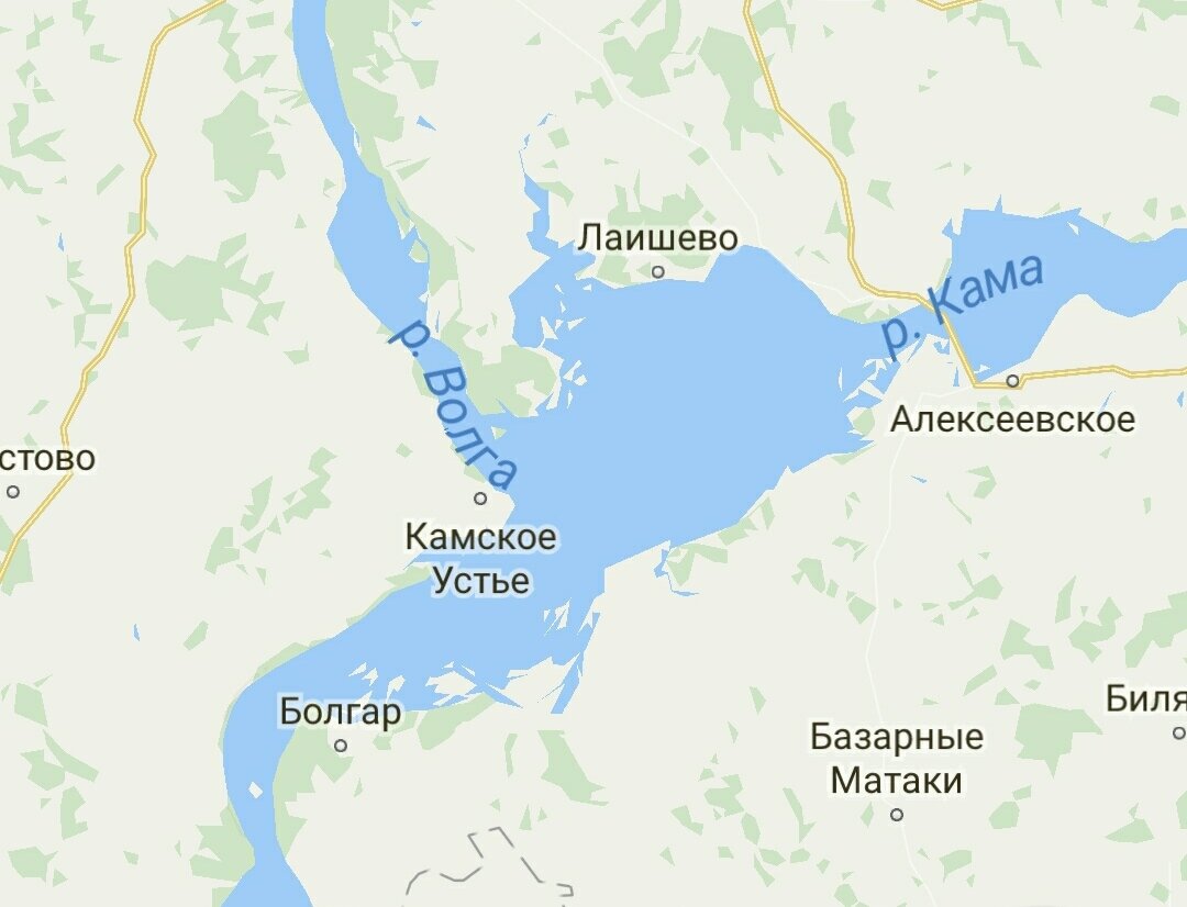 место где волга впадает в море