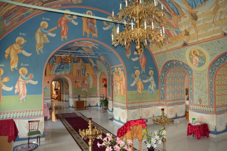 Современная роспись храма в Усть-Ницинском