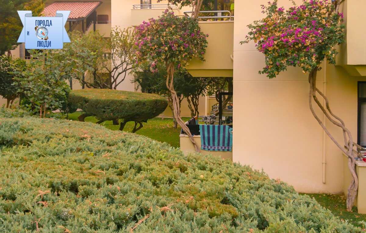 Большая и зеленая территория - это важные критерии при выборе отеля 