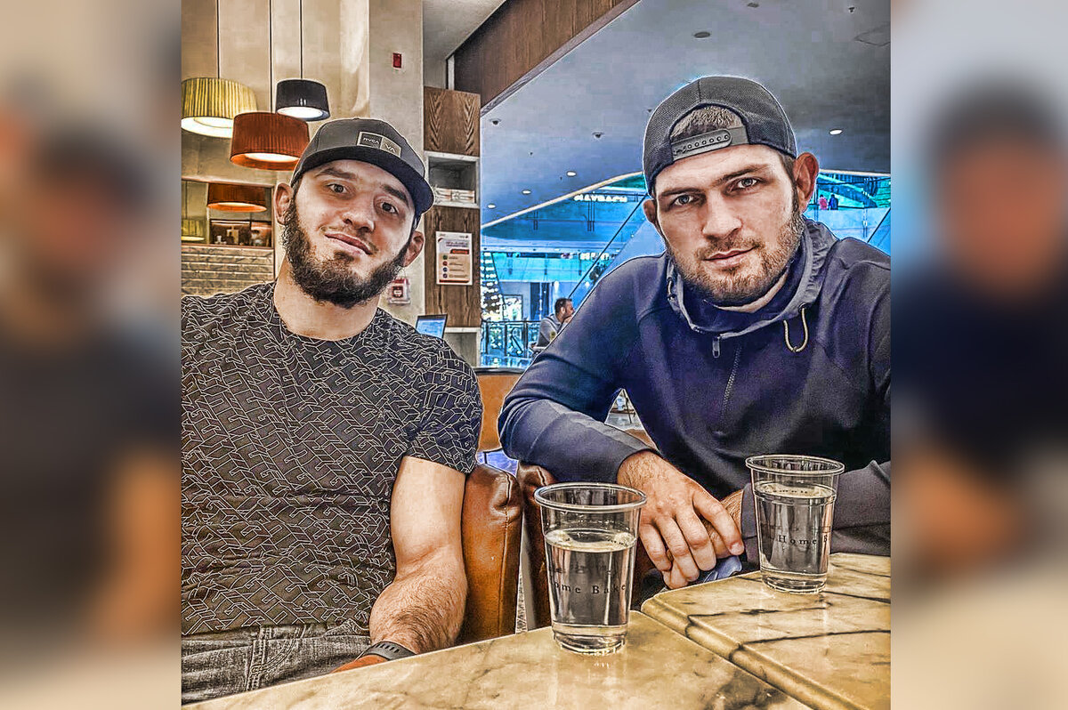 Ислам Махачев и Хабиб Нурмагомедов | Фото https://www.instagram.com/khabib_nurmagomedov
