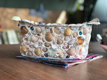 Обычная угловая коробка из фикс прайса