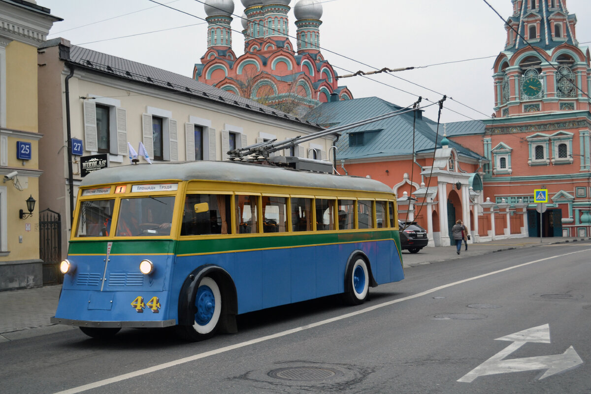 Троллейбус 44 санкт петербург. ЯТБ-1 троллейбус. Троллейбус СПБ ЯТБ 1. ЯТБ-1м. ЯТБ-1 В Москве