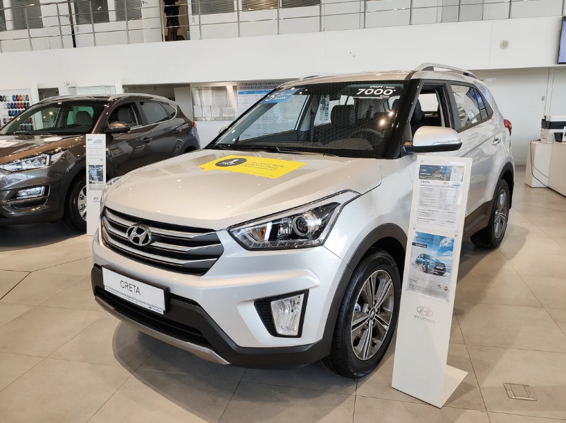 Дилеры хендай крета в москве. Hyundai Creta. Хендай карета. Hyundai Creta в автосалоне. Хендай Крета у500хм.