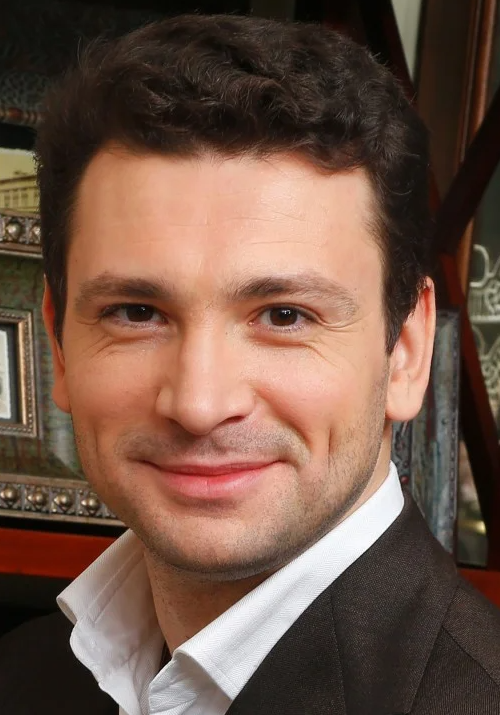 Антон Хабаров.Фото Яндекс.Картинки.