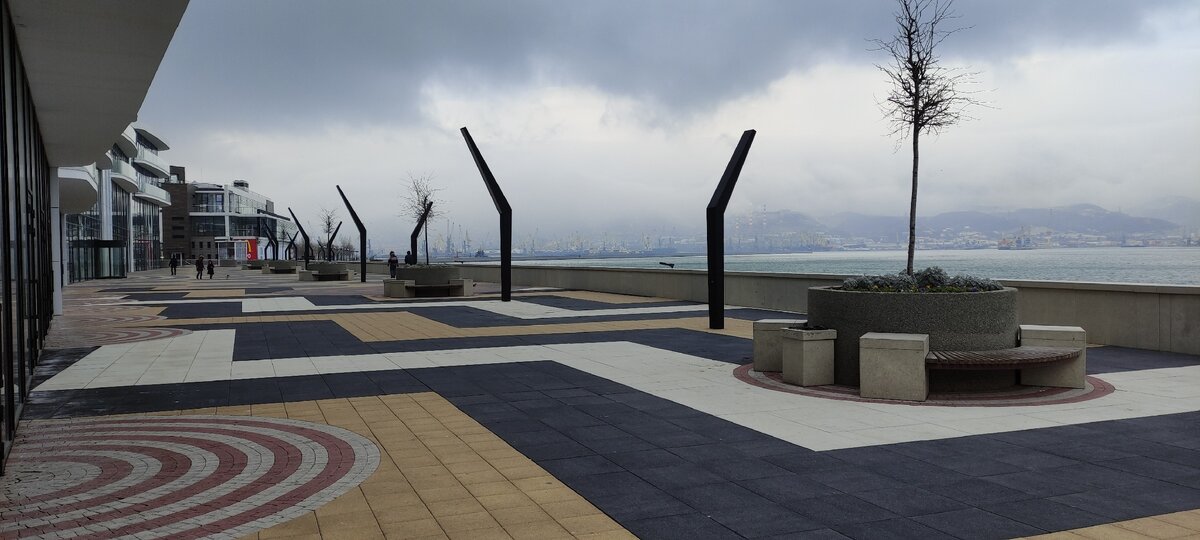 Новая набережная Новороссийска (фото автора) 