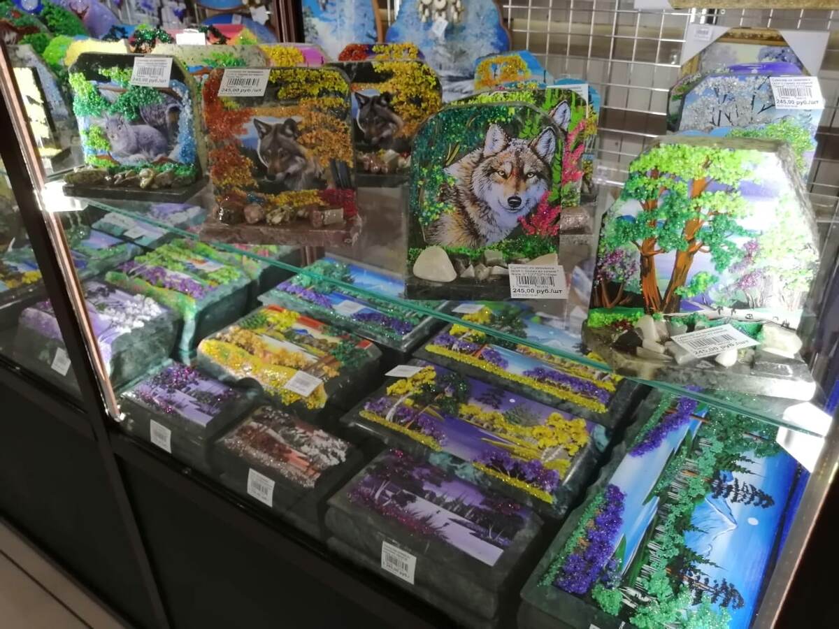 Шкатулки и панно из натуральных минералов - этого у нас в избытке