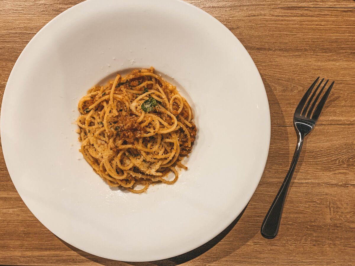 Спагетти Болоньезе - 200 рублей 