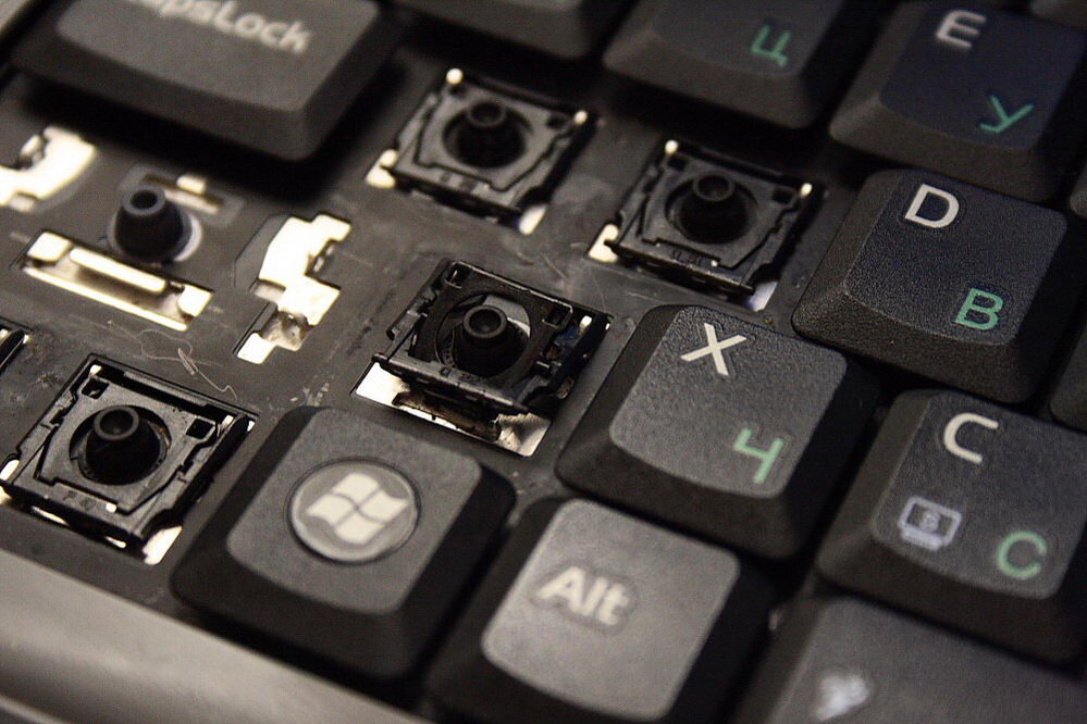 Залипают клавиши в играх - Сообщество Microsoft