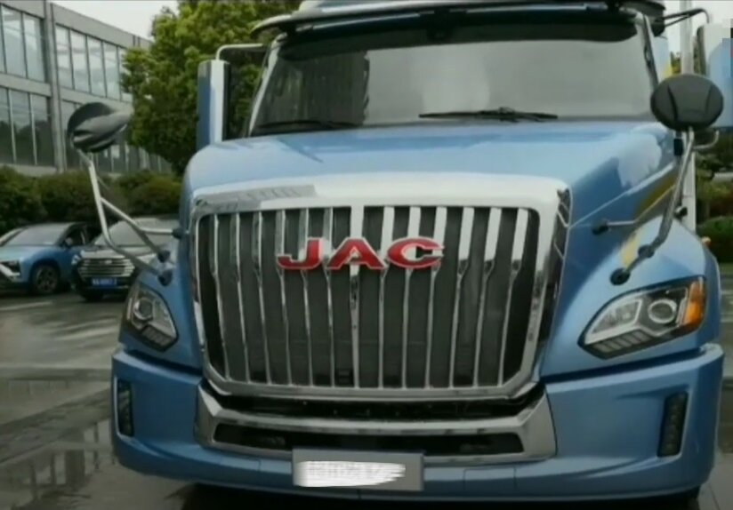 JAC V7. Скриншот из видео. Используется и распространяется бесплатно по лицензии https://www.youtube.com/t/terms. 