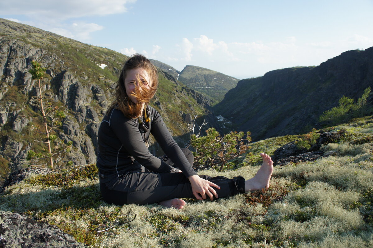 В походе и голова дольше остается чистой. Это я в Хибинах