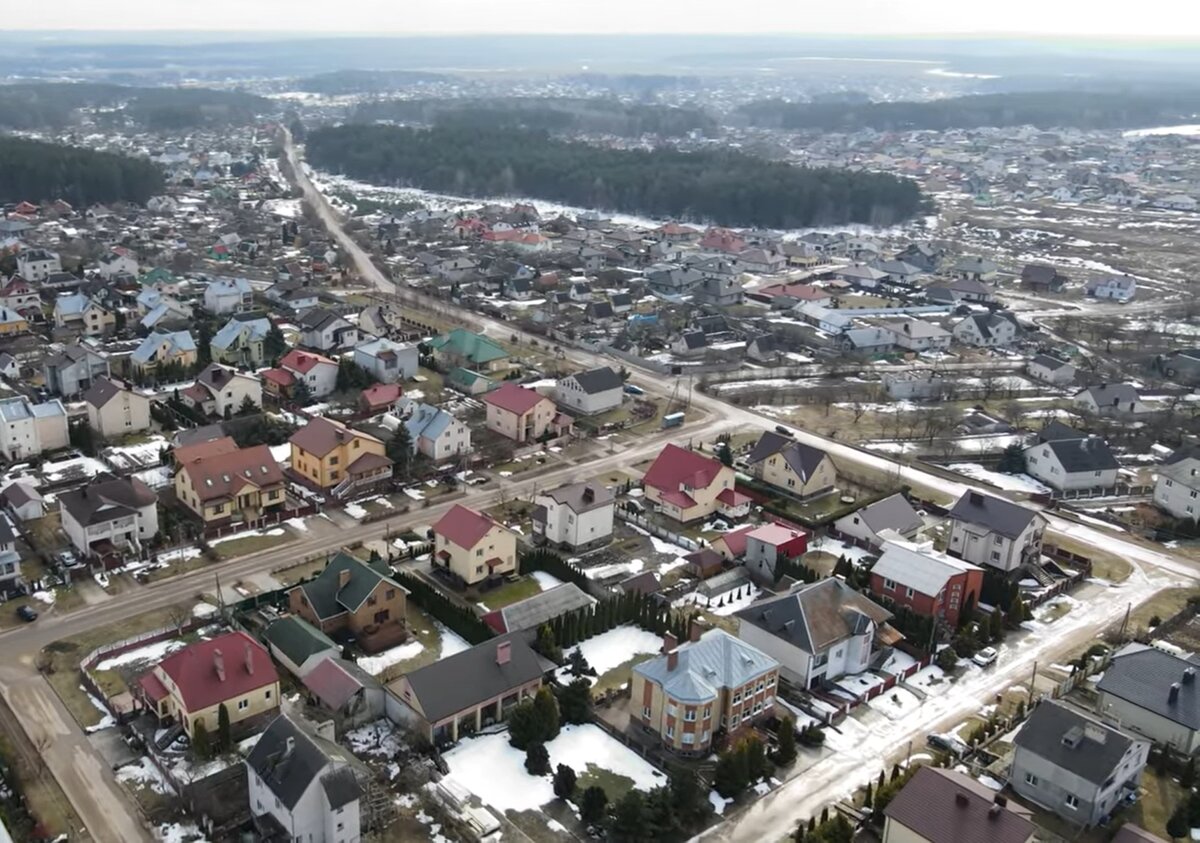 Жители таких домов чаще будут жаловаться на бедность, проверено.