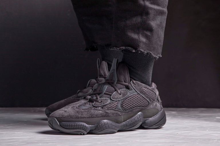 Yeezy black utility on sale 5