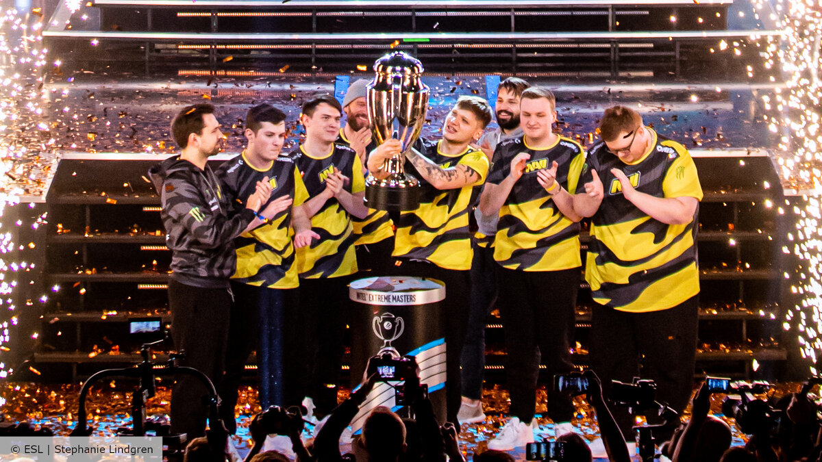 И снова вспомним Катовицу. Оригинал: https://www.theloadout.com/wp-content/uploads/2020/03/natus-vincere-iem-katowice-wionners-trophy.jpeg